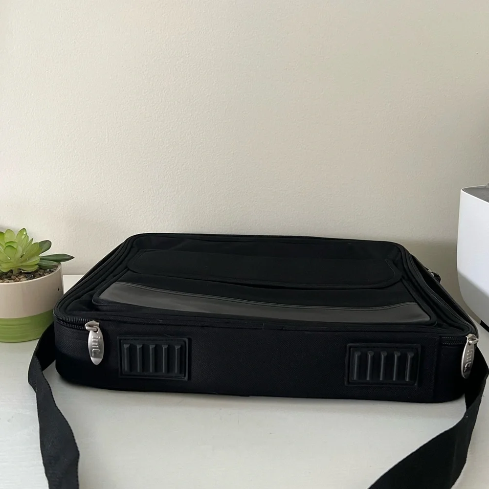 Init Laptop Bag/Briefcase